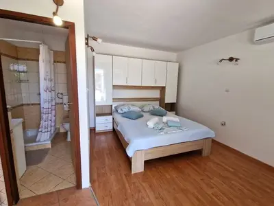 Ferienwohnung für 2 Personen in Rab 10/10