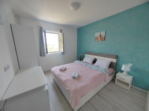 23559650-Ferienwohnung-4-Rab-300x225-4