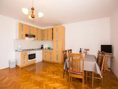 Ferienwohnung für 9 Personen in Rab 10/10