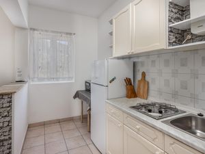 23726505-Ferienwohnung-4-Rab-300x225-4