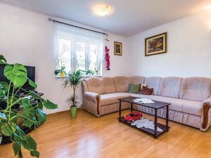 23727704-Ferienwohnung-6-Rab-300x225-4