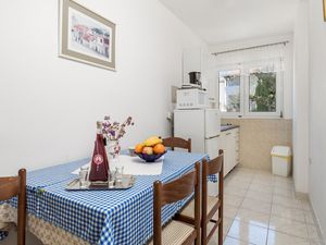 23750071-Ferienwohnung-4-Rab-300x225-2