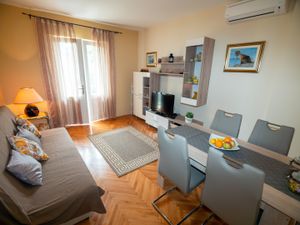 19309676-Ferienwohnung-5-Rab-300x225-1