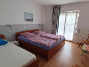 19367499-Ferienwohnung-6-Rab-300x225-5