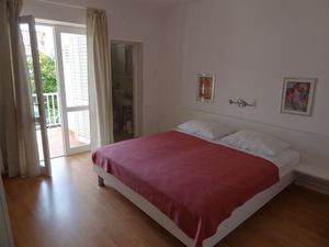 21720405-Ferienwohnung-4-Rab-300x225-3