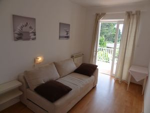 21720405-Ferienwohnung-4-Rab-300x225-4