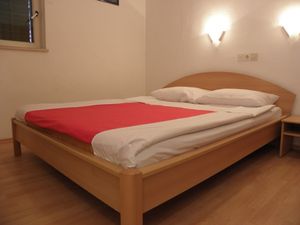 21756001-Ferienwohnung-4-Rab-300x225-5