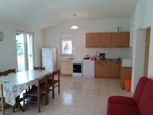 23539191-Ferienwohnung-4-Rab-300x225-2