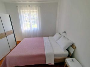 24017653-Ferienwohnung-4-Rab-300x225-5