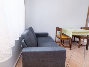 23931899-Ferienwohnung-2-Rab-300x225-2