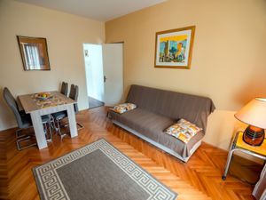 23932031-Ferienwohnung-5-Rab-300x225-3