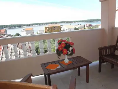 Ferienwohnung für 4 Personen (55 m²) in Rab 6/10