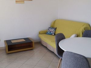 24058721-Ferienwohnung-2-Rab-300x225-3