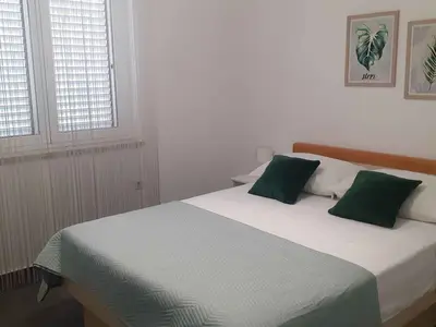 Ferienwohnung für 4 Personen (70 m²) in Rab 8/10