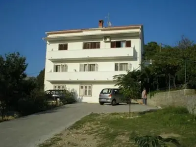 Ferienwohnung für 5 Personen (65 m²) in Rab 1/10