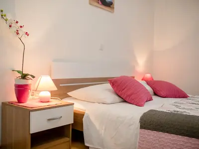 Ferienwohnung für 3 Personen (37 m²) in Rab 1/10
