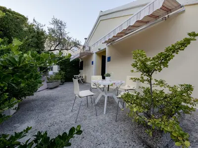 Ferienwohnung für 3 Personen (37 m²) in Rab 7/10