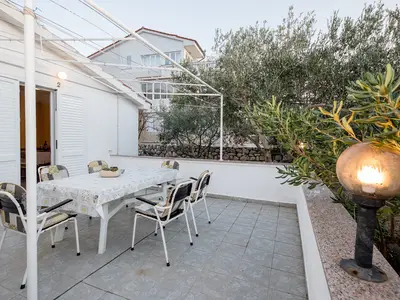 Ferienwohnung für 4 Personen (52 m²) in Rab 3/10