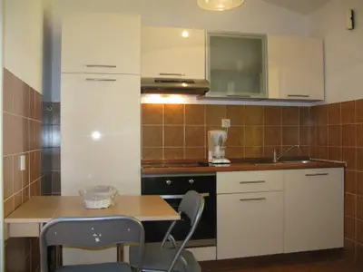 Ferienwohnung für 3 Personen (25 m²) in Rab 3/10