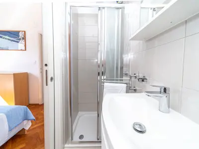 Ferienwohnung für 3 Personen (25 m²) in Rab 9/10