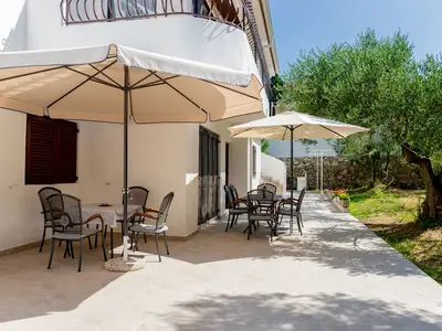 Ferienwohnung für 6 Personen (50 m²) in Rab 3/10