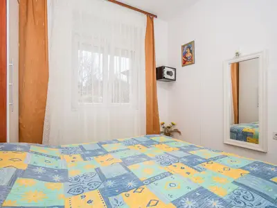 Ferienwohnung für 5 Personen (60 m²) in Rab 9/10