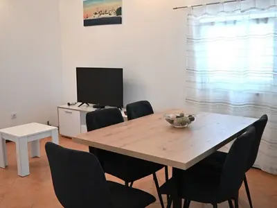 Ferienwohnung für 4 Personen (130 m²) in Rab 9/10