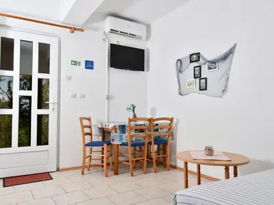 Ferienwohnung für 3 Personen (35 m²) in Rab 5/10