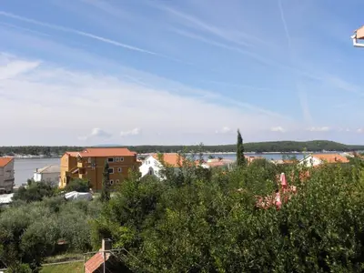 Ferienwohnung für 4 Personen (55 m²) in Rab 2/10