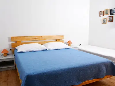 Ferienwohnung für 3 Personen (35 m²) in Rab 9/10