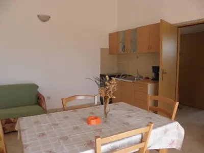 Ferienwohnung für 4 Personen (65 m²) in Rab 5/10