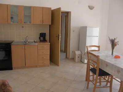 Ferienwohnung für 4 Personen (65 m²) in Rab 8/10