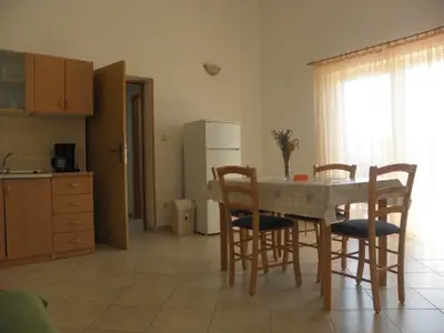 Ferienwohnung für 4 Personen (65 m²) in Rab 9/10