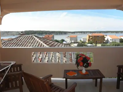 Ferienwohnung für 4 Personen (55 m²) in Rab 1/10