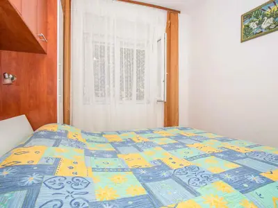 Ferienwohnung für 5 Personen (60 m²) in Rab 6/10
