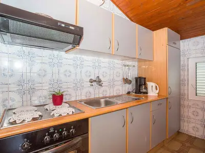 Ferienwohnung für 5 Personen (60 m²) in Rab 2/10