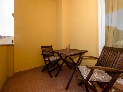 Ferienwohnung für 3 Personen (45 m²) in Rab 6/10