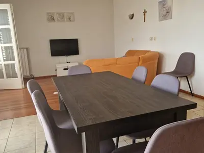 Ferienwohnung für 4 Personen (80 m²) in Rab 3/10
