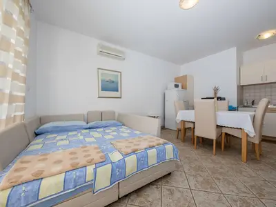 Ferienwohnung für 4 Personen (40 m²) in Rab 5/10