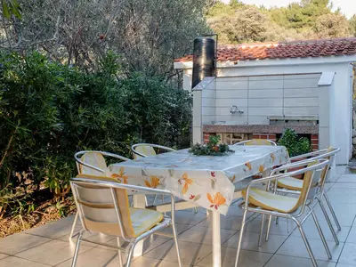 Ferienwohnung für 4 Personen (52 m²) in Rab 6/10