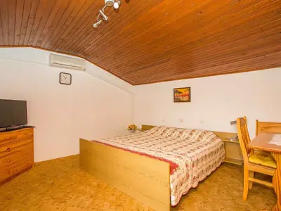 Ferienwohnung für 3 Personen (40 m²) in Rab 10/10
