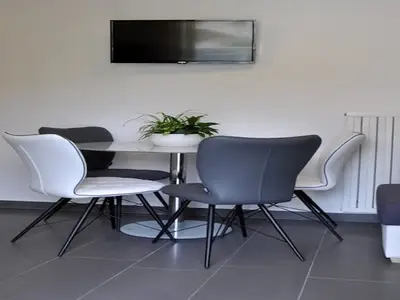 DiningRoom