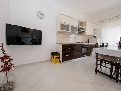 Ferienwohnung für 2 Personen (35 m²) in Rab 4/10