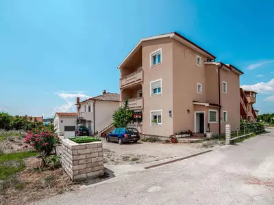 Ferienwohnung für 2 Personen (55 m²) in Rab 10/10