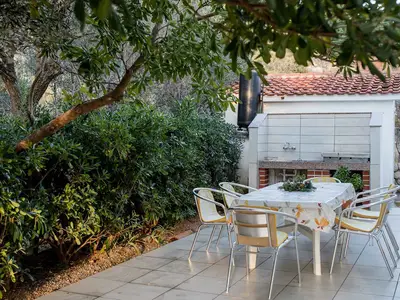 Ferienwohnung für 4 Personen (55 m²) in Rab 3/10