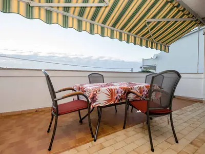 Ferienwohnung für 4 Personen (55 m²) in Rab 4/10