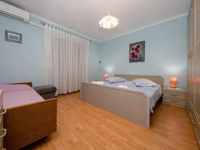 Ferienwohnung für 4 Personen (55 m²) in Rab 7/10