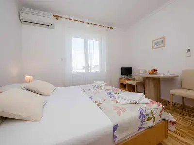 Ferienwohnung für 3 Personen (35 m²) in Rab 10/10