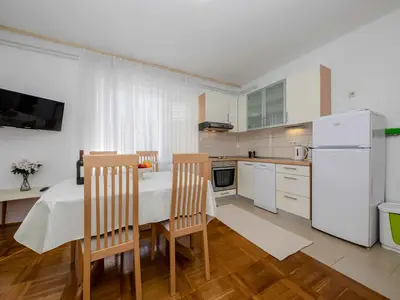 Ferienwohnung für 2 Personen (35 m²) in Rab 9/10