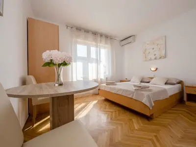 Ferienwohnung für 4 Personen (60 m²) in Rab 1/10